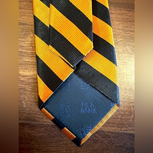 🍂SALE🍂Like New JOS. A. BANK 100% Silk Blue and Orange Striped Repp Necktie - Picture 7 of 11